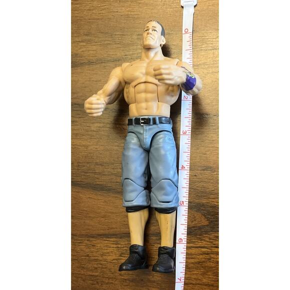 2010 Mattel WWE John Cena 6.5" Wrestling Action Figure Purple Wristband - Picture 3 of 9